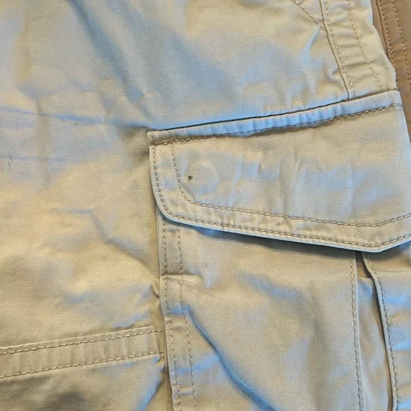 Tommy Hilfiger khaki cargo shorts size36 great condition super soft comfortable - Picture 4 of 14